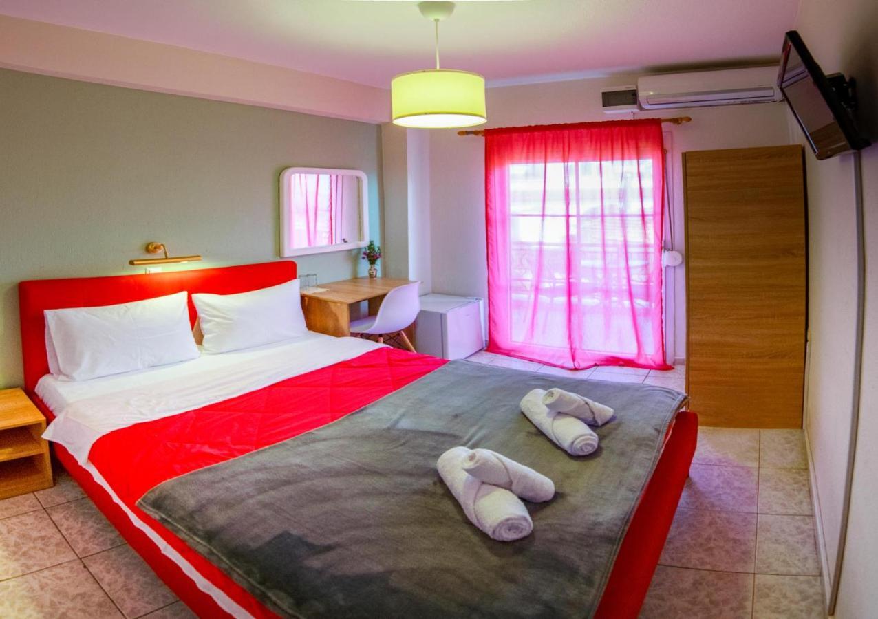 Hotel Astro Поликастрон Екстериор снимка